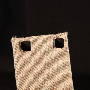 Silpada Pyramid Blk Agate .925 SS Earrings Posts